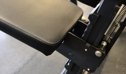 FWX 5800 - Chest press