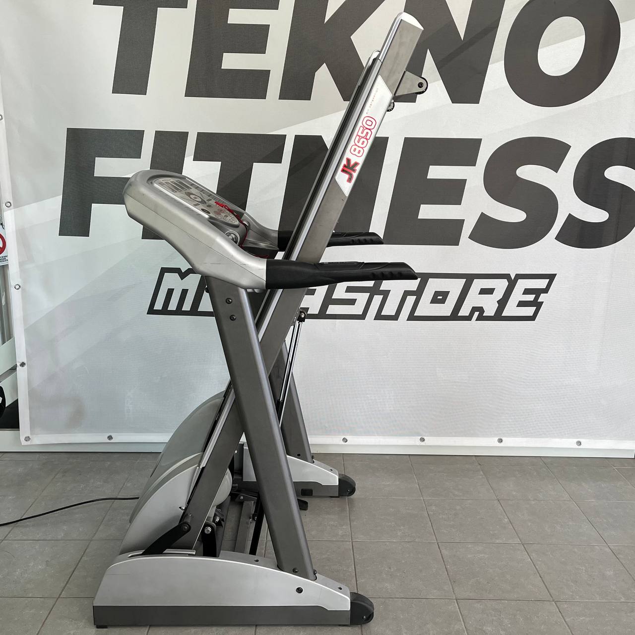 JK 8650